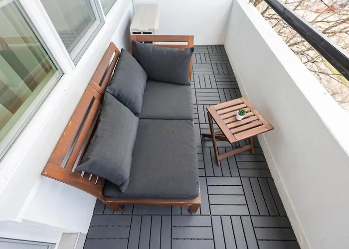 Apartment Cozy Chic Flat Stylish Center Warna