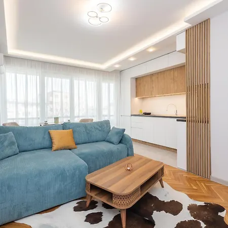 Cozy Chic Flat Stylish Center Apartman Várna