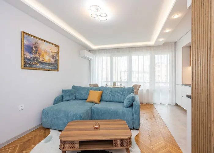 Apartmán Cozy Chic Flat Stylish Center